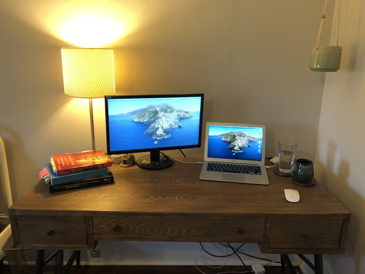 AbleSense's tweet image. As always, we like to know that any new team member&apos;s #homeworkspace is on point (and &quot;maybe&quot; we&apos;re a bit nosy).

👀

Yep. All good, Nigel! 
#wfh