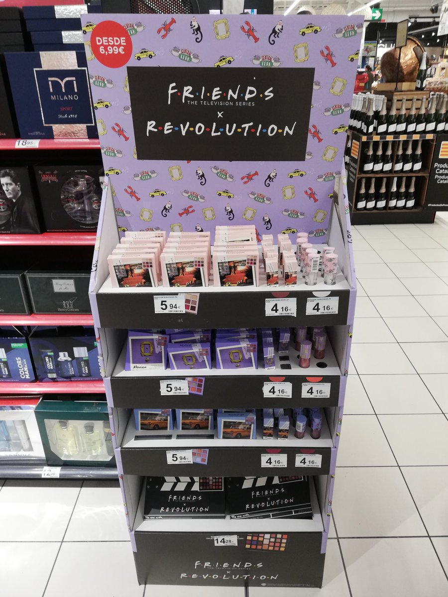 autumn_angelica's tweet photo. Para los fans de #Friends
Podéis encontrar maquillaje de la serie en Carrefour. Quizá ya lleva tiempo pero yo no lo había visto hasta hoy. Se nota que no soy de maquillarme mucho ya que no suelo pasar por esta sección del súper. 😆

#makeupFriends #Carrefour https://t.co/JRsutUkXi0
