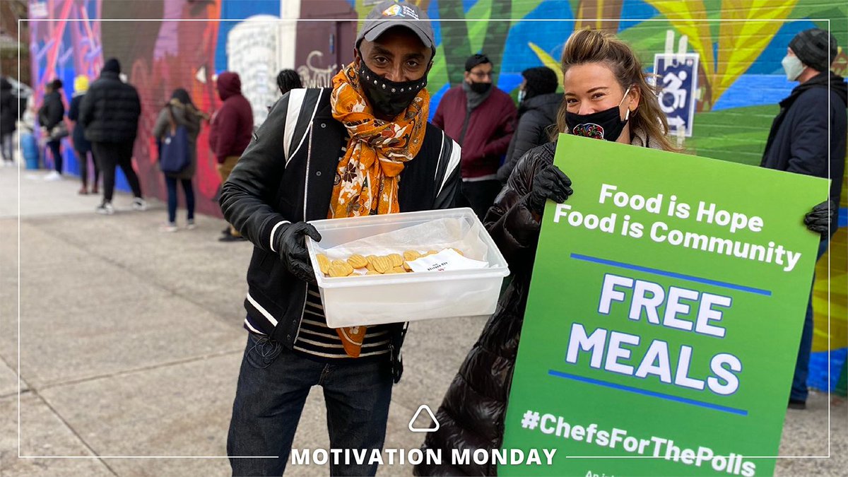 spare_usa's tweet photo. To support voters across the US, several organizations stepped up to feed those across the country. #ChefsForThePolls was active in 250 cities &amp; towns, with hundreds of local restaurants &amp; thousands of volunteers serving 500,000 meals during early voting &amp; Election Day. https://t.co/7T0PrZvG8m