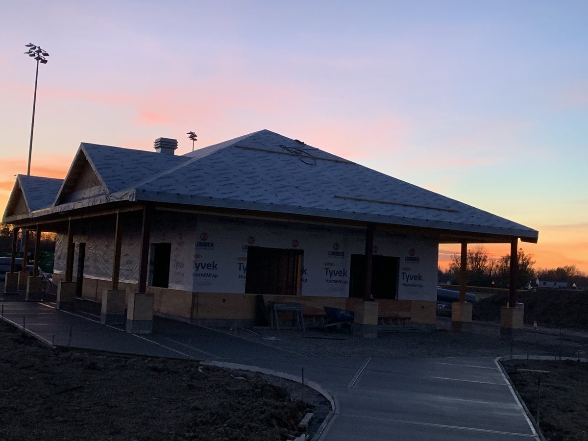 Grand Island HS Athletics tweet media