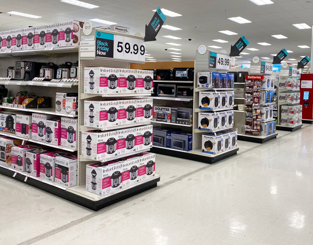 shaheedAtTarget's tweet image. Hello Philly!

Today is a perfect day to stop by Target South Philly! We are celebrating Black Friday a tad bit early this year with our “BLACK FRIDAY NOW” deals in our home department.

We have InstaPots for $59.99, Keurig’s for $49.99, and AIR FRYERS STARTING AT $39.99! +more!