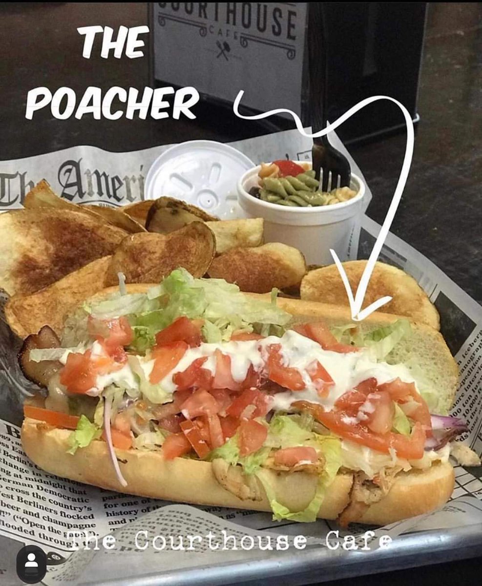 courthousecafe3's tweet photo. #thecourthousefeature on the docket we have #ThePoacher 🙌 Our roasted turkey topped with bacon, melted Swiss cheese, ranch dressing, lettuce, tomato and onion. Served on a hoagie roll along with our famous house made chips and your choice of side🤤 @TheHappyPlaceNM https://t.co/OyUo7Q04bN