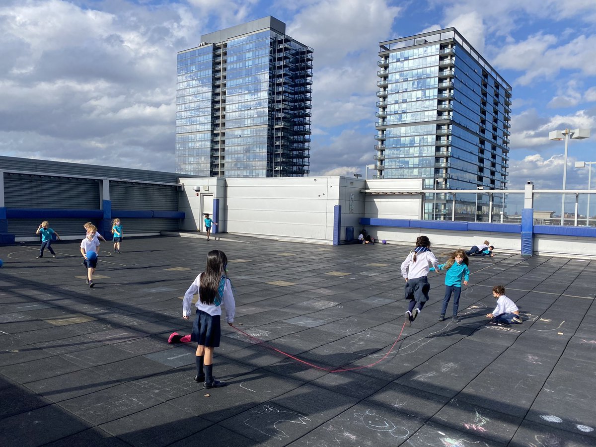 BISCLPYear3's tweet photo. The #MarvelousMonkeys and #GraciousGorillas are enjoying a beautiful sunny break on the roof! ☀️@BISCLPYear3 @BISCLincolnPark @NAEducation https://t.co/WllDbSNVgD