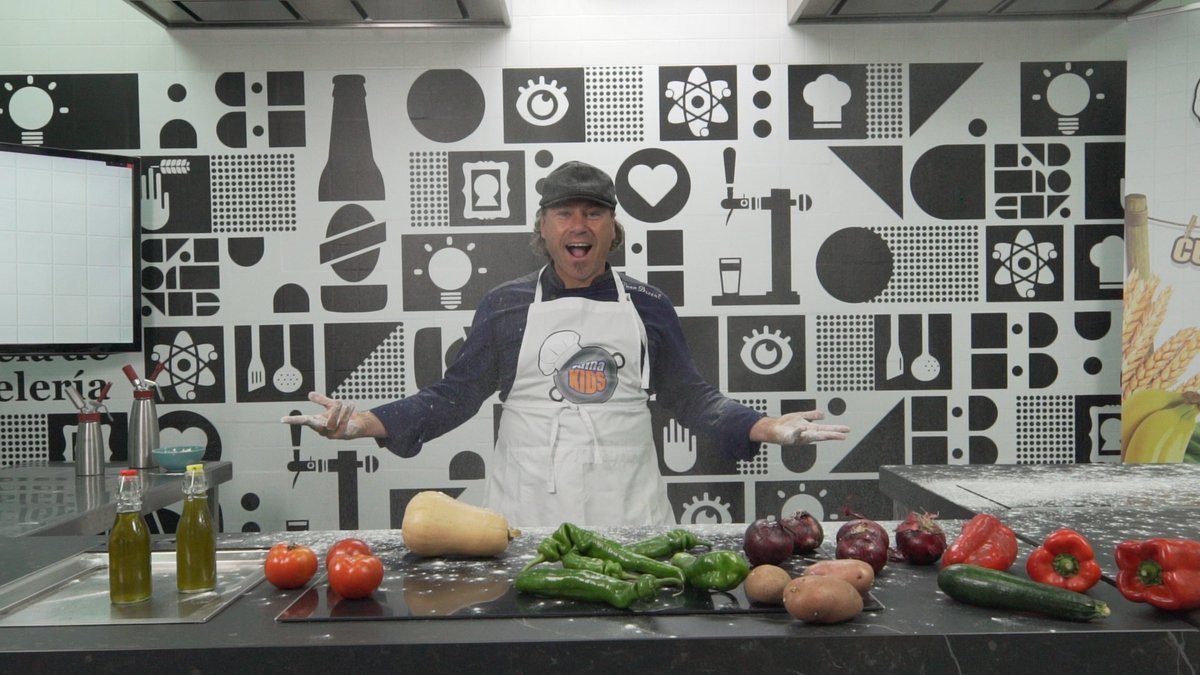 cuinakids's tweet photo. ¡SOLO QUEDA UNA SEMANA! El 16 de noviembre arranca nuestra escuela infantil de cocina en formato online :D Info y reservas cuinakids@peoplearescience.com #CuinaKids #PeopleAreScience #CampusVeleseVents #Gastronomia #CocinaParaNiños #Valencia https://t.co/FXuBc2nFEM