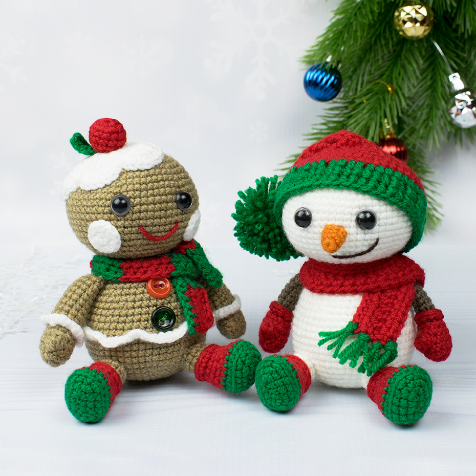 shakymonkeycom's tweet photo. Christmas gift ideas ☃️🎁🎄 Find the patterns on Amigurumi Today website:
Snowman Pattern ➡️ https://t.co/uWB8bgNNf5

Gingerbread Man Pattern ➡️ https://t.co/RiZTmelWD9

#Christmas #crochet #amigurumi #giftideas https://t.co/GgAR4avwH6 #amigurumi #chroche #pelus #oyuncak #orme …