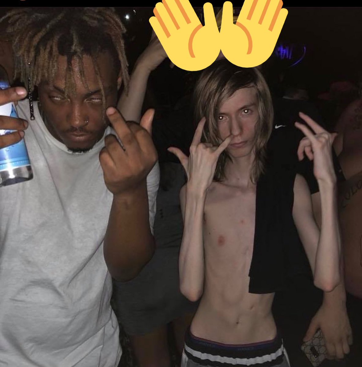 damnlongneck1's tweet image. I’ll forever cherish this picture of me and juice Wrld 💪🏽❤️🌎 #999FOREVER #Juicewrld @JuiceWorlddd #Spotify