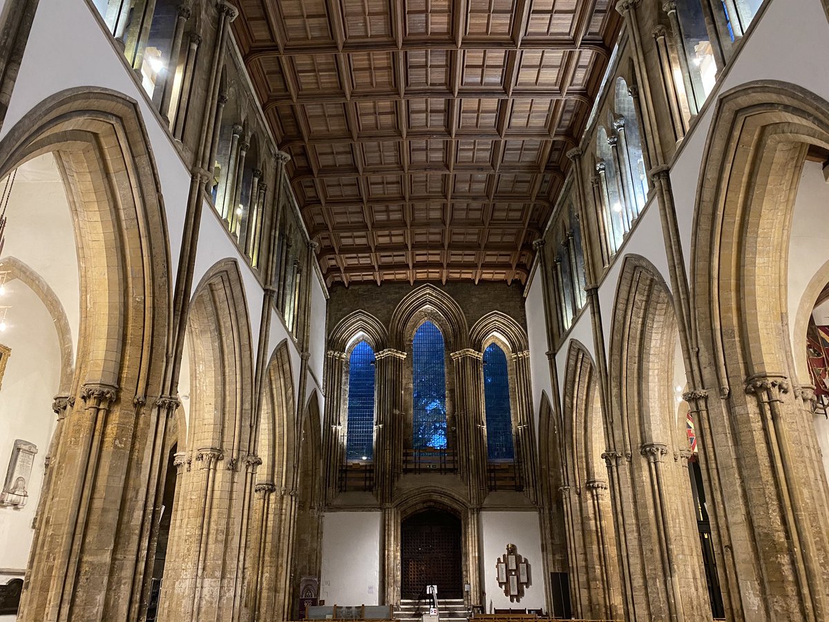 ElizAthertonSop's tweet photo. Absolutely fantastic news that at long last @WelshGovernment will allow some singing in church services here in #Wales, meaning that my eldest can start to be eased back into his life as a #Chorister here at @LlandaffCath. Socially distanced, of course! #FinallySomeHope https://t.co/nspCmopZr2