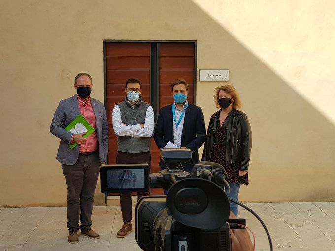 AncesSpain (@ancesspain) on Twitter photo Fundació Bit apuesta por el desarrollo de la tecnología móvil #5G en las Islas Baleares
➡️Fundación Bit y la empresa Wireless DNA (WDNA) han acordado establecer un ecosistema 5G, localizado en el ParcBit
ances.com/fundacion-bit-… Fundació Bit apuesta por el desarrollo de la tecnología móvil #5G en las Islas Baleares
➡️Fundación Bit y la empresa Wireless DNA (WDNA) han acordado establecer un ecosistema 5G, localizado en el ParcBit
ances.com/fundacion-bit-…