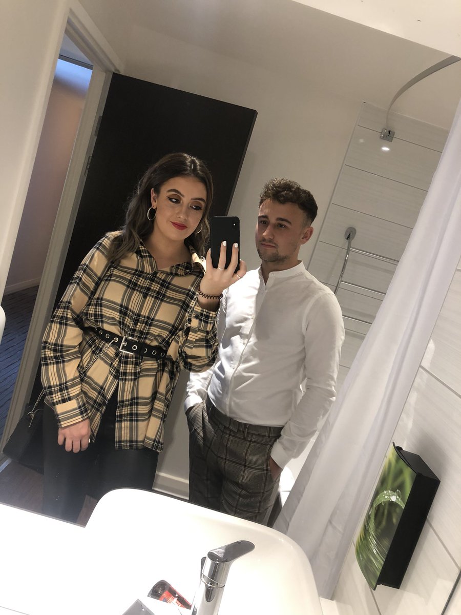 CallumMould99's tweet photo. Can’t wait until I can get back to making mint memories with my numero uno ❤️ @samh_pkns https://t.co/OYEjBVfkdS