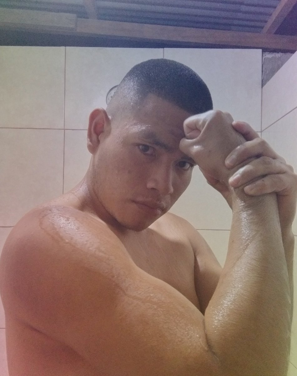 fritz13956791's tweet photo. Buenas noches mi gente !!!💪💪🔥🔥🔥 https://t.co/eGnU9zFjIr