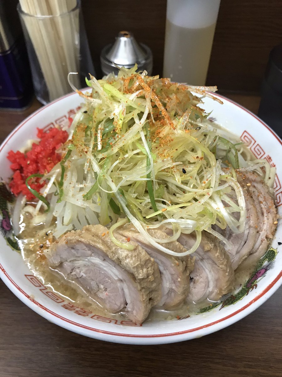 ラーメン 二郎 関内