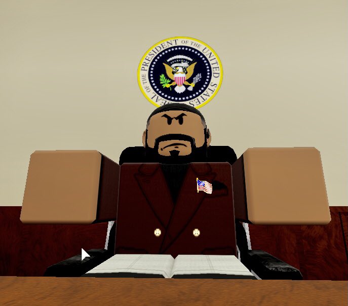 FranklinAB02's tweet photo. Well, I’m back in the Oval.
#1stAgain #POTUSElect https://t.co/UeUoXOyH9t