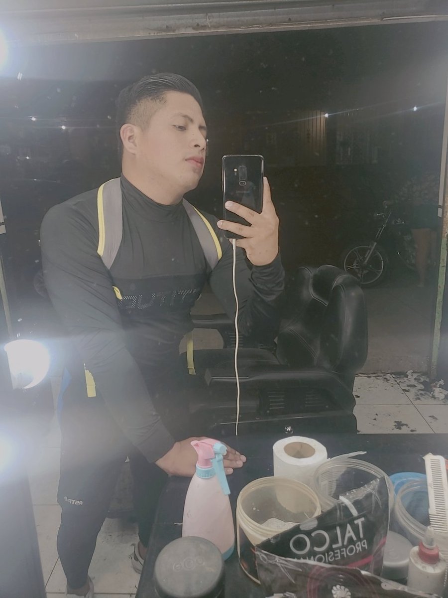 XaviLictor's tweet photo. Pal Gym 💪💪 https://t.co/LY2C3yNmpV