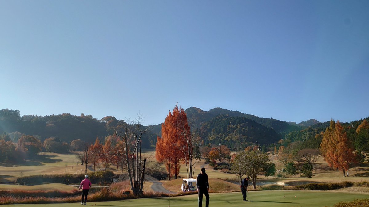 ko__wichi's tweet photo. 平日有給GOLF https://t.co/AfH1yHrlQF