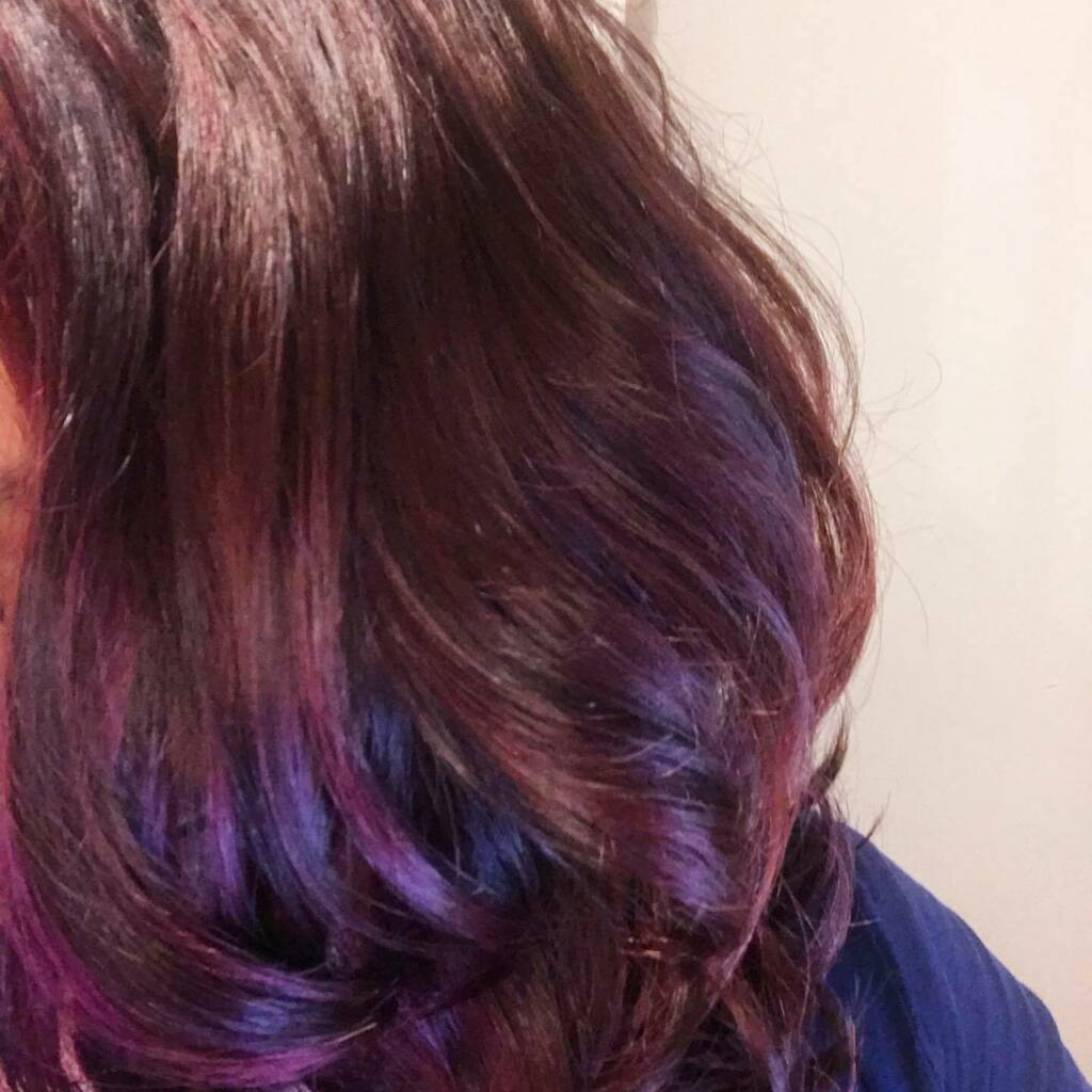 EmilieArshif's tweet photo. Un changement bien mérité: MAUVE #haircolor #couleurcheveux #Montreal #mtl #mtlmoments #igersmontreal #livemontreal #Québec #igersquebec #Canada #igerscanada #IGS_CAN #mtlblog #yulorama https://t.co/CMtW6beY7x https://t.co/cdIdHKsmK6