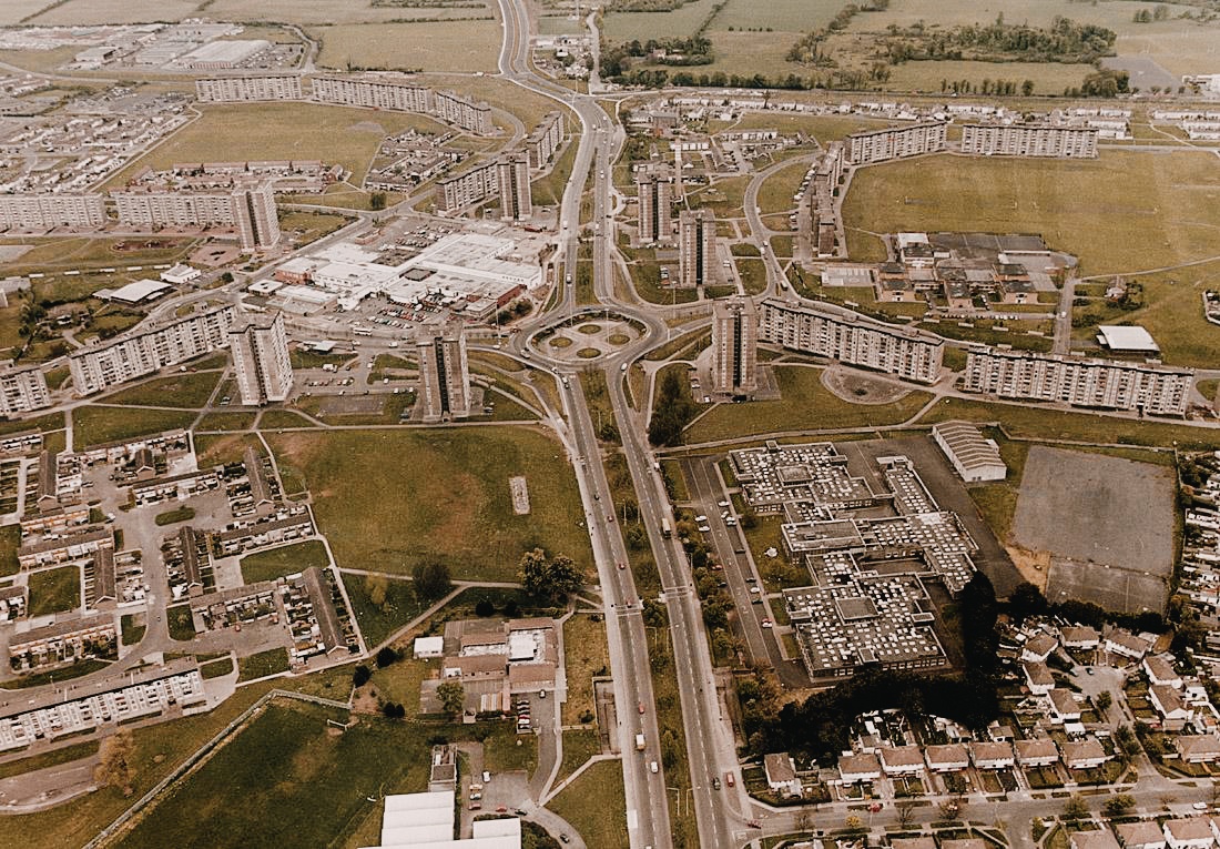 Gary00716755's tweet photo. So old ballymun is gone and it will always be missed the ballymun shopping centre was the last thing to come down cant wait to see what takes it place    

@PhotosOfDublin 

#Ballymena #dublin #irish #oldphotos #sogreen #ireland #northside https://t.co/OpqVbCaXUl