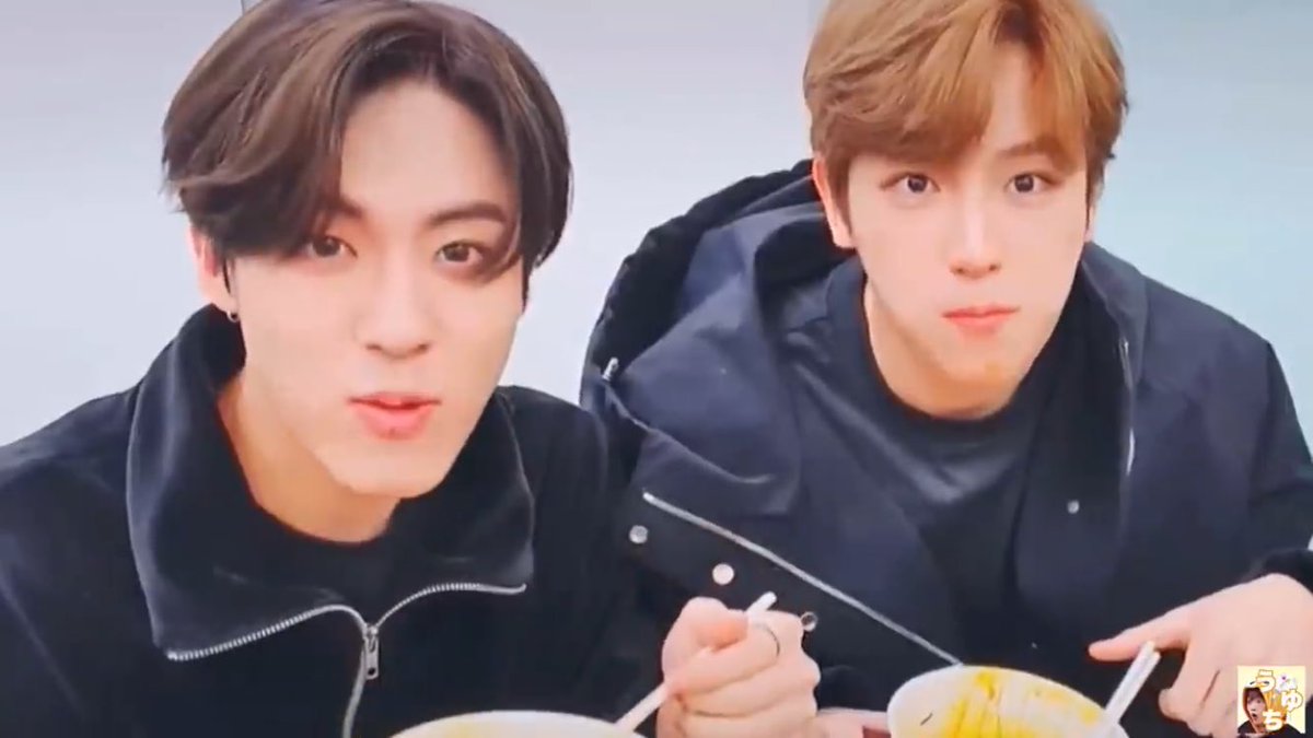 Hana そうなの エリックとヒョンジェは似てるの パーツパーツは明らかに違うんだけど 顔の雰囲気がとても似てる ガラスの靴ってなんで魔法解けないの Theboyz 더보이즈 ドボイズ T Co Fs6lrcues5 Youtubeより T Co Ge6chauqp5