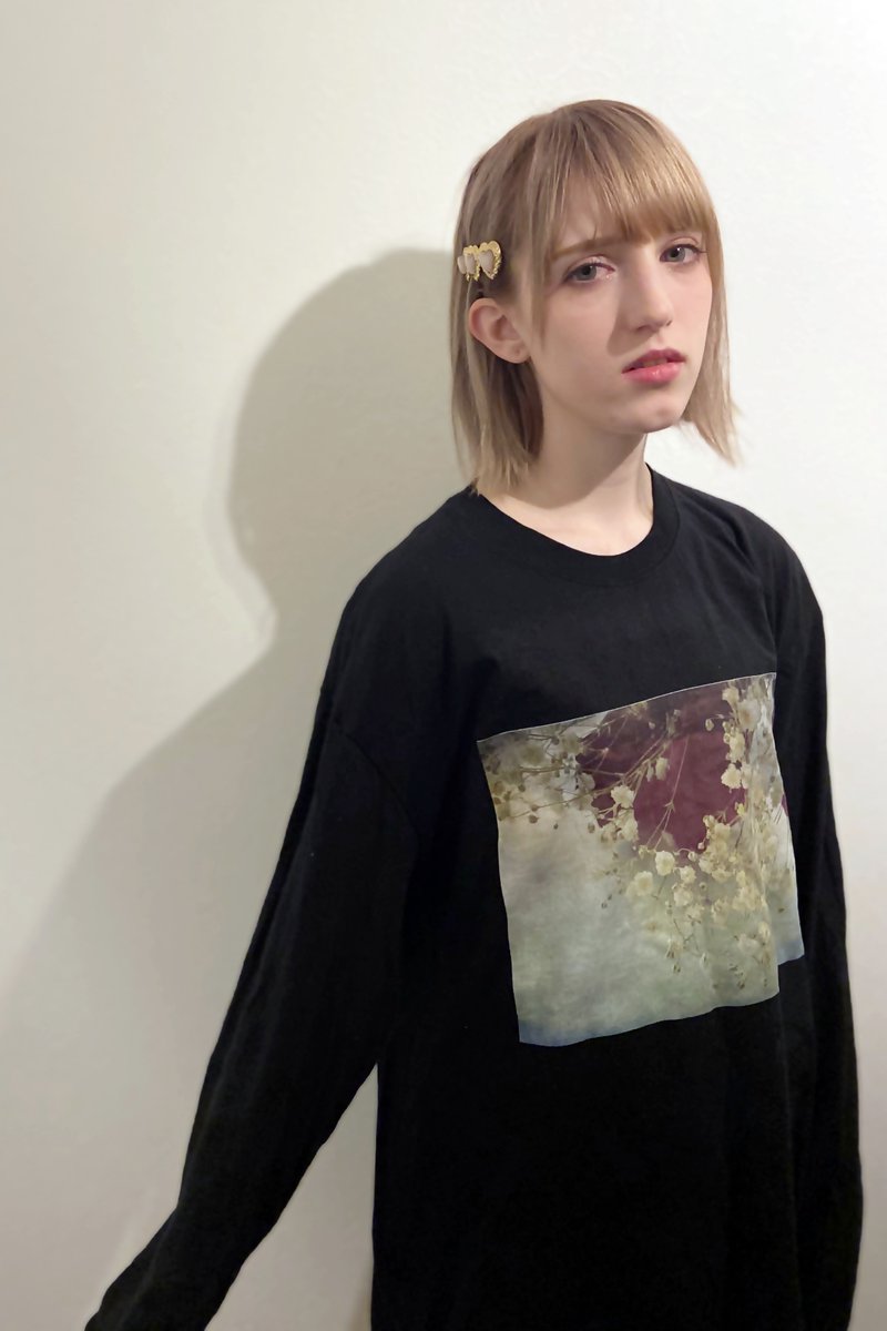 GN_Lullaby's tweet photo. 「夢見る花」-Nostalgic-
ロングスリーブTシャツ BLACK

https://t.co/OJSIVaRK5c https://t.co/tHiyTgSxv5 https://t.co/fQZQ6p1eaV