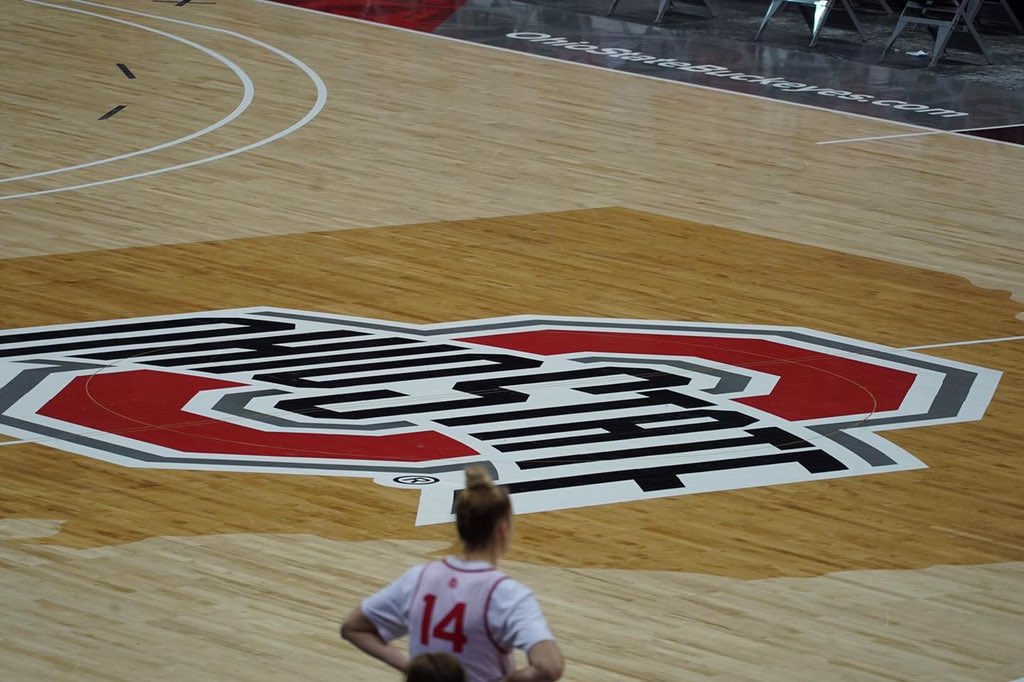 OhioStateWBB's tweet photo. Home court vibes!! Great to be back #GoBucks https://t.co/ZoooWXl3qZ