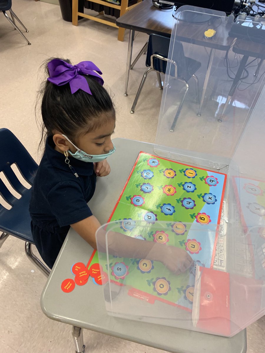 Ms. Steffler’s VPK at McInnis Elementary is working hard at letter identification! #vcsvpk ⁦<a href="/Wendysydeski/">Wendy | Realtor</a>⁩ ⁦