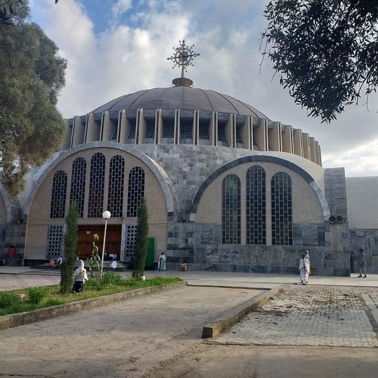 NatyYifru's tweet photo. π΄ @UNESCO #Ethiopia and the world cultural heritages are in danger. The great expression of #Africa civilization, cradle of Christianity & Islam in #Axum and all over #Tigray are targeted by @AbiyAhmedAli indiscriminate bombings & air raids. @_AfricanUnion π΄
(Please retweet) https://t.co/Y6LbK8XPZQ