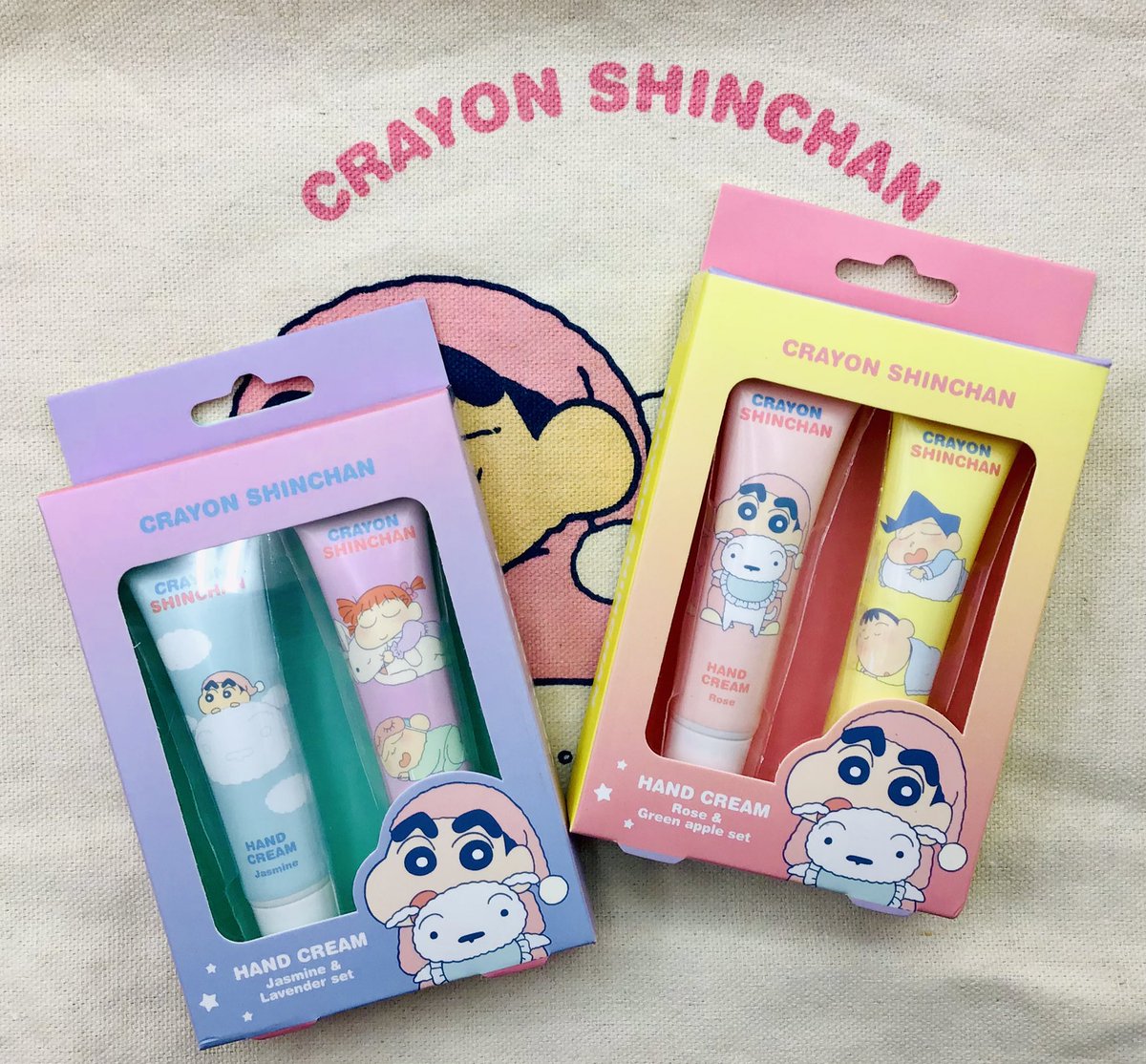サンキューマートイオンタウン郡山店 على تويتر クレヨンしんちゃん サンキューマート 乾燥の季節到来 感染対策としてお店や職場 学校での アルコール消毒で余計にカサつく手元に ハンドクリームセットはいかがですか リラックス効果のある香りで