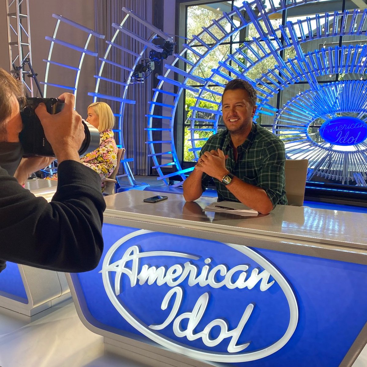 🎶 Country boy, smile for me! 🎶

It ain't nothin' but pearly whites and bright lights for <a href="/LukeBryanOnline/">Luke Bryan Test</a> as we film the next season of #AmericanIdol!