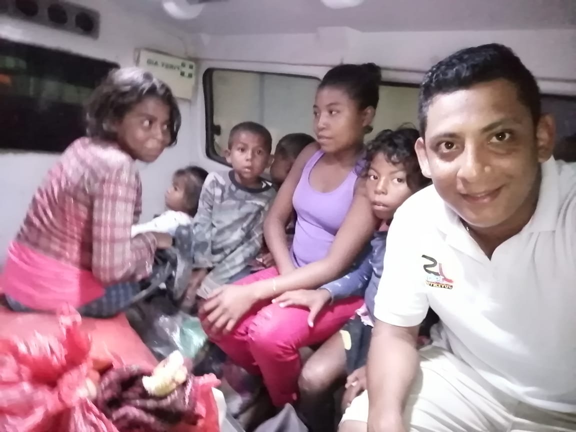 RubenFlorVilla's tweet photo. Los tiempos difíciles sacan al verdadero ser humano que llevamos dentro, los Sandinistas sabemos de #Solidaridad en los peores tiempos. #NicaraguaIota #InsurreccionDeLaEsperanza #Nicaragua #DanielMiPresidente2021 @NorWC1 @javierliberado @EFIMMS2020 @HKatherineC @LuisIvanGutier3 https://t.co/0ZcR3m4HiF