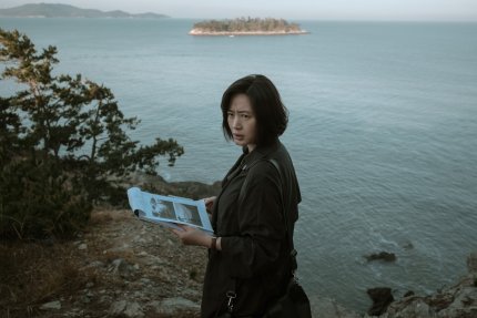 <내가 죽던 날>을 봤습니다. 벡델 테스트 간단하게 통과하는 여성영화고, 김혜수 배우님이 멋질 뿐 아니라 영화가 담은 묵직하고도 있을 법한 리얼리...