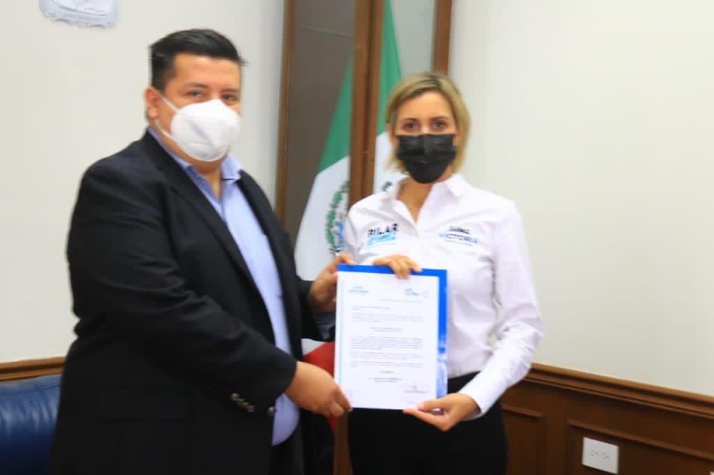 JavierMotaV's tweet photo. Agradezco la confianza de nuestra Presidenta @pilargomezmx por la encomienda recibida como Director de Bienestar Social en el Gobierno de Victoria. Pondré todo mi esfuerzo para servir a nuestra gente. Victoria nos ocupa a todos y nos ocupa ahora. 
#EsAhora
#CdVictoria
#Tamaulipas https://t.co/3KISVzvgKX