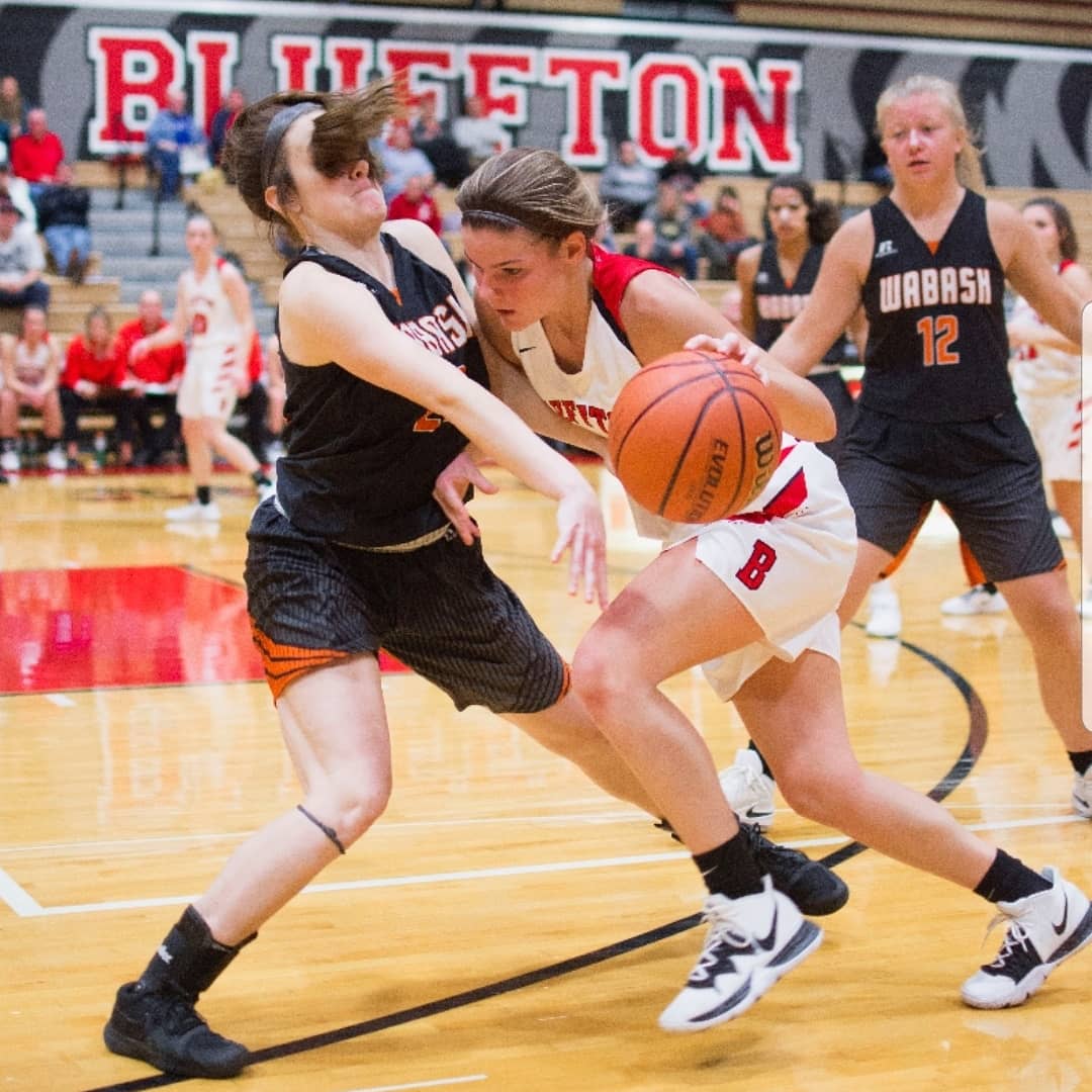 GCMapleLeafs_WB's tweet photo. BIG NEWS FOR GCWBB! Please welcome Emme Boots, from Bluffton HS, to the GC family. A dedicated, hard working, COMPETITOR who runs the floor, has great defensive hands, &amp; can slash &amp; finish! Love coaching passionate kids! Exciting day for our team &amp; our campus community! https://t.co/p8a6Fb4vZ1