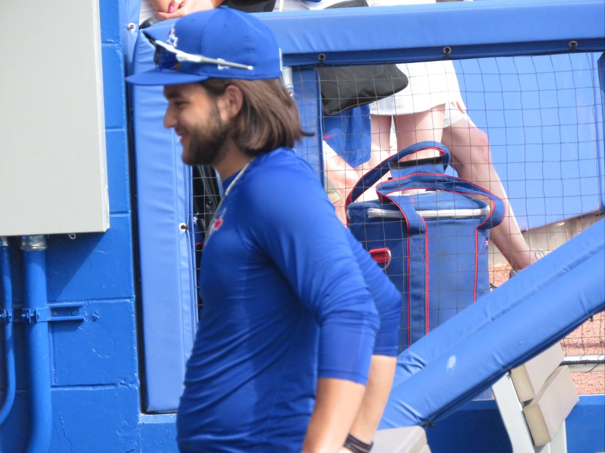 biggles14's tweet photo. Bo being Bo #BlueJays #ST2020 https://t.co/VsHdYOXR1G