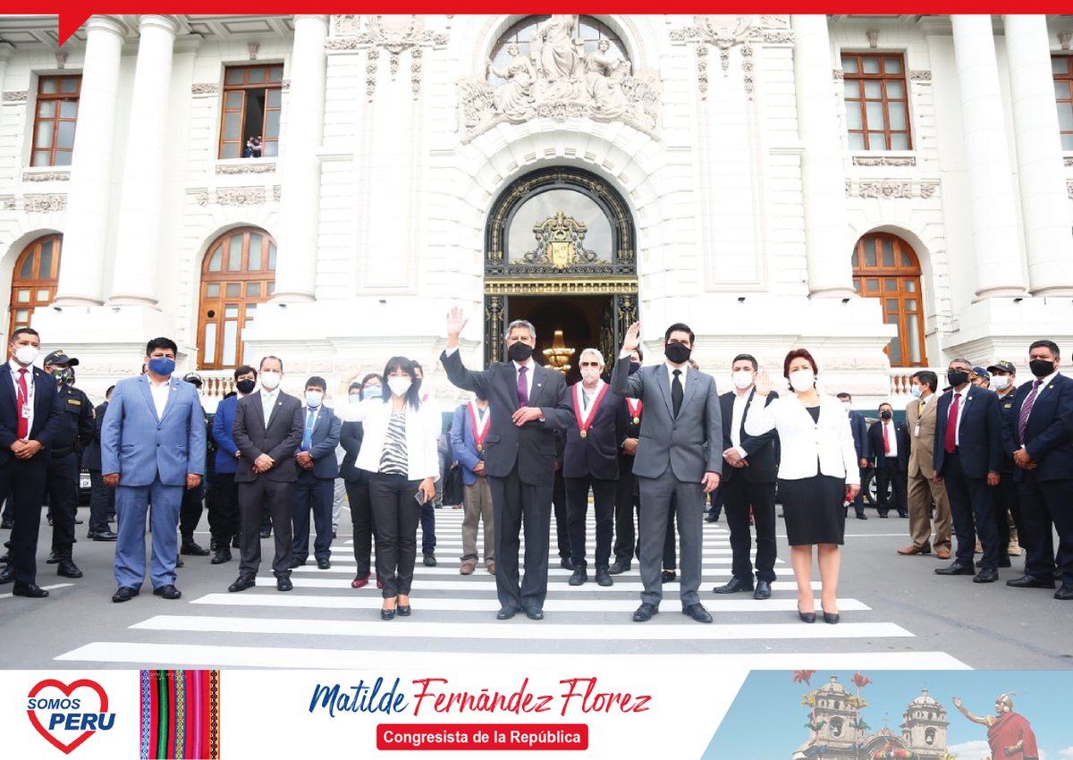 MatiFernandez_F's tweet photo. Hoy tuve el gran honor de prestar juramento en mi lengua materna; el Quechua. Estoy muy orgullosa de mis raíces y de mi amado Perú.

Traducción:

"Sí, para que todos los peruanos, hombres y mujeres tengan una salud y vida digna. Sí Juro. Gracias" https://t.co/qnXb7yirYQ