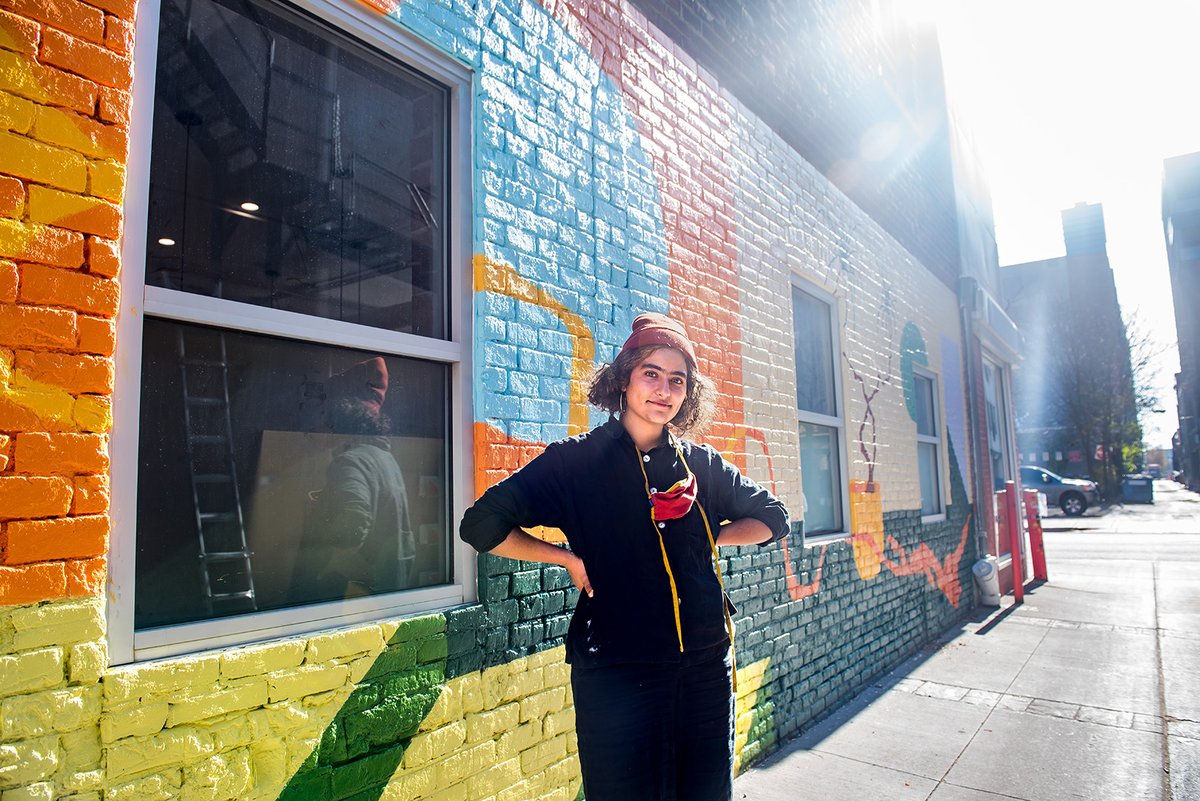 A2ArtCenter's tweet photo. #A2ACMurals Spotlight: Nina Shahin's Spencer Alley Wall
Echoing the artist's memoryscapes that challenge the narrative of storytelling through the use of color, space, shape, and in this case, the Huron River, we're  happy to welcome Nina's finished alley wall to #AnnArbor! https://t.co/S1R3iEbgC8