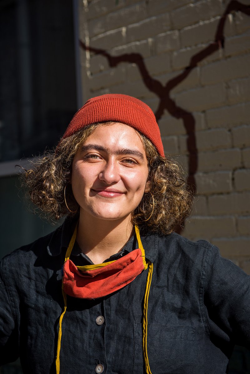 A2ArtCenter's tweet photo. #A2ACMurals Spotlight: Nina Shahin's Spencer Alley Wall
Echoing the artist's memoryscapes that challenge the narrative of storytelling through the use of color, space, shape, and in this case, the Huron River, we're  happy to welcome Nina's finished alley wall to #AnnArbor! https://t.co/S1R3iEbgC8