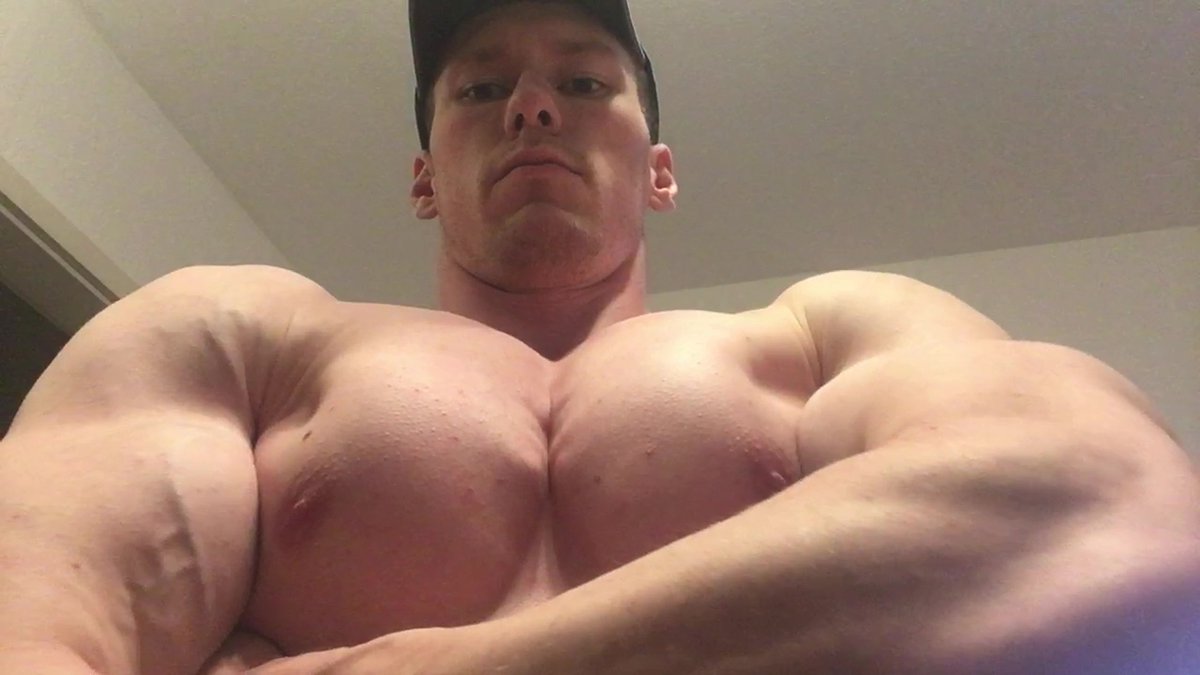 G0dJaden's tweet photo. Feel completely DWARFED by MU$CLE
$kype: GODOFABS
#muscle #bodybuilder #natural #cashmaster #musclegod #serve #dom #musclemaster #dwarfed #sixfootsix #pecbounce #alphamuscle #jockstud #arrogance #superior #mastermind #obey #crave #inferior #submit #bowdown #puppetmaster #IWin https://t.co/wJhbk1jmzv