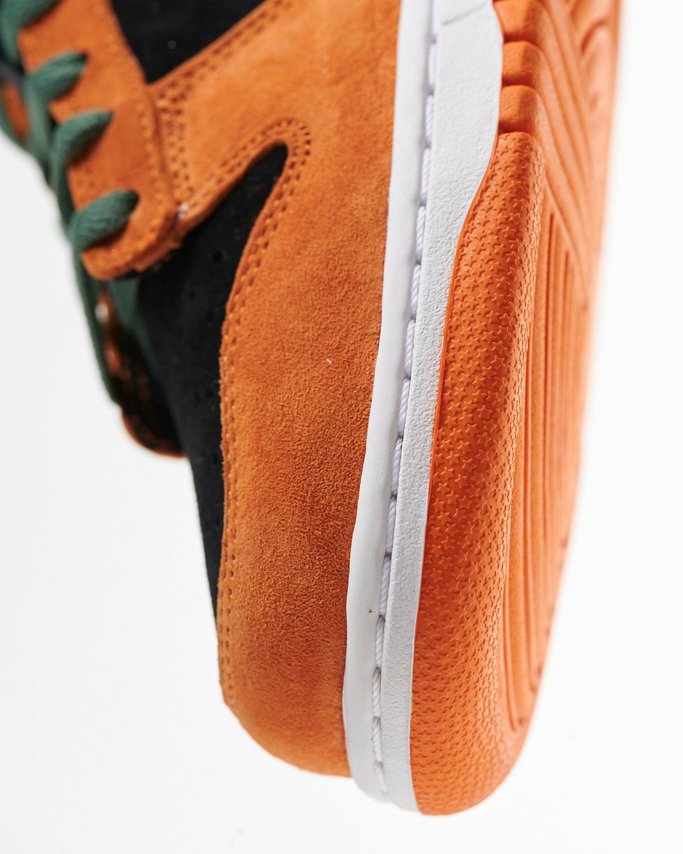 lessoneseven's tweet photo. Our raffle for the Nike Dunk Low SP "Ceramic" is now open. Full details and entry at https://t.co/y5UYyQrkyhβ β β
β
#yyc #calgary #LESS17 #nike #NikeDunk #NikeDunkLow #ceramic #CeramicDunk https://t.co/MDat5do4eB