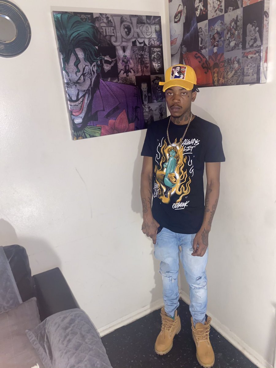 Ebkfoe_'s tweet photo. I ♏️ade It To See 27 On God And I Still look Good For My Age Ona Foe It’s My Birthday Do Turn My Shit Up 1️⃣1️⃣⏺1️⃣6️⃣ https://t.co/dgHqpSxq7Y