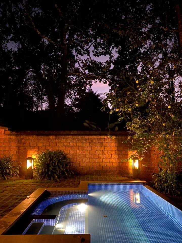 rohitbarker's tweet photo. Soooo inviting ! 

#evolvebackresorts #coorg https://t.co/tzf7jF4dP9