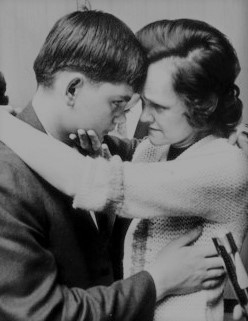 TheMurderBucket's tweet photo. Episode 8 The murder of Sylvia Likens (part 2) is now available! Hear how the story unfolds during the trial, conviction, parole and life after this unfortunate tragedy. Let us never forget this precious young girl. 
#newepisode #parttwooftwo #letsfinishthis #episodeeight https://t.co/XeqsVekSDL