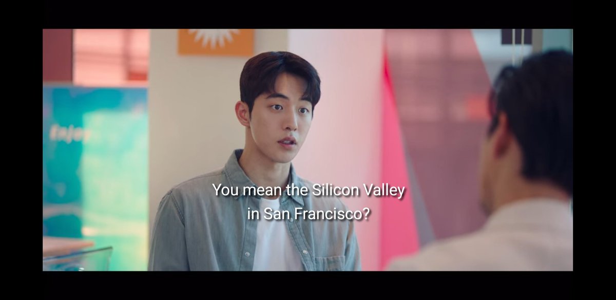In  #StartUpEp10 we finally saw him approaching  #namdosan with a job offer: working as an engineer in Ssto Silicon Valley. Turn out that He was interested only with  #dosan as a genius programmer. He's coming as geek hunter (talent scouter) not an investor.  #StartUp  #TeamNamDoSan
