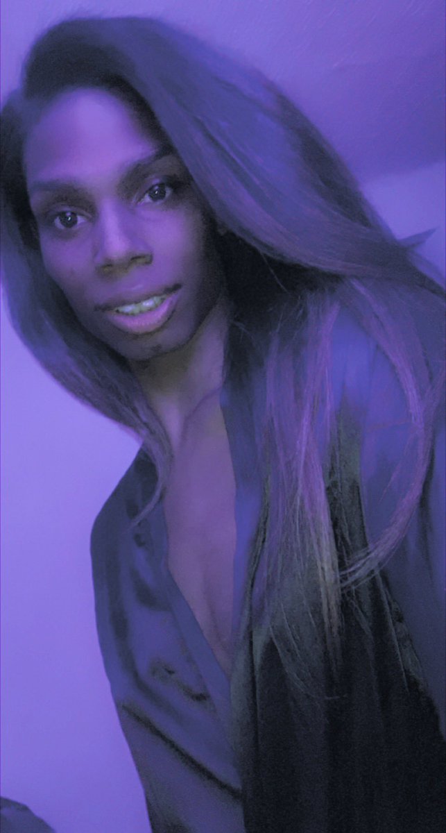 IJenniferbarnes's tweet photo. #GirlsLikeUs #Hues #BalenciagaWoman #AllNatural #AllHers #EveryStrand https://t.co/Rwm1bGjc9Q