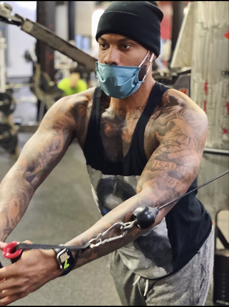inkyychris's tweet photo. Gorilla season 🦍 https://t.co/uSJD3BU8Wb