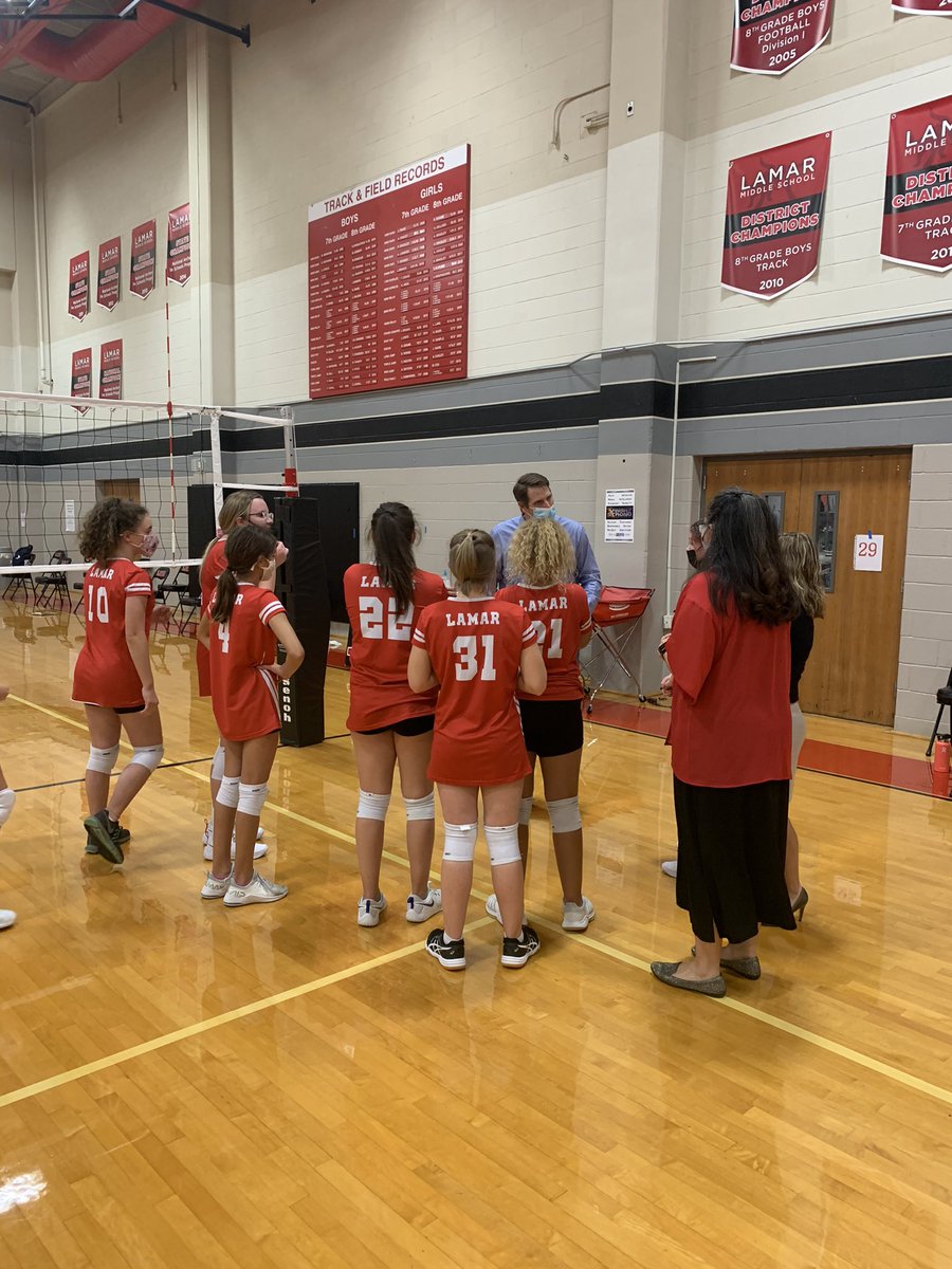 LamarAthletics_'s tweet photo. Congrats to our 7th grade Div II volleyball girls for winning the DISTRICT CHAMPIONSHIP!!!🏐🏐🥳🥳 we are soooo proud of you!! 👏🏽👏🏽

@LamarMS @LISDsports https://t.co/JZvqW2heWz