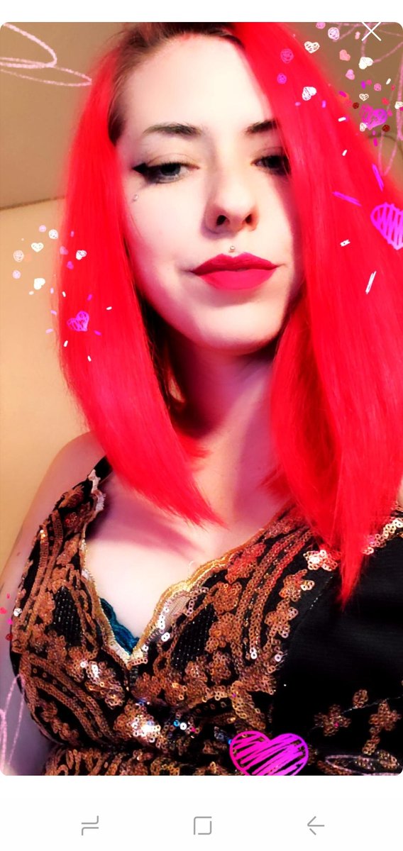Piper_Green69's tweet photo. I've been wanting to quit camming, but the more I do it, the more I love the people. I have an interview at a vanilla job on Fri, wish me luck. 

But expect more of me here too. https://t.co/PfPEywpAuz