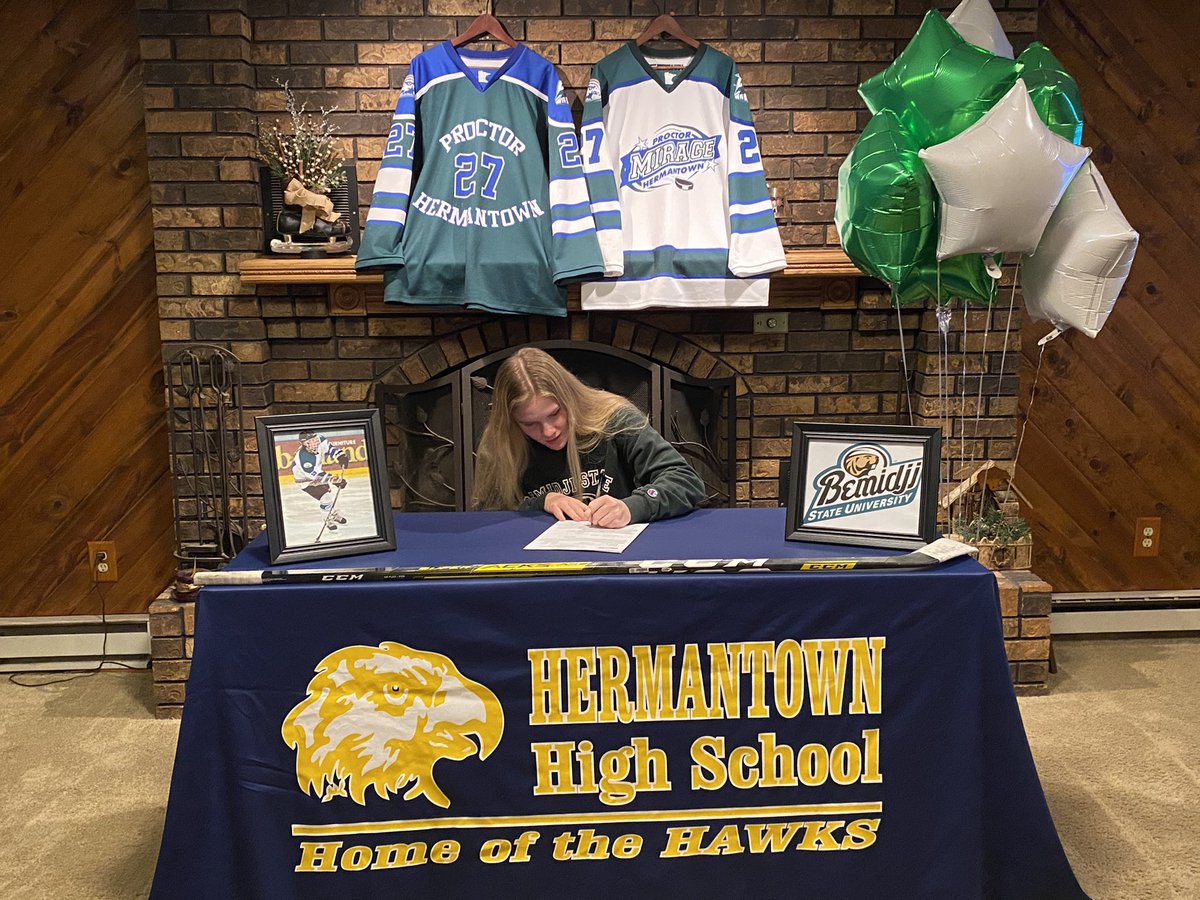 We would like to congratulate our very own #27 Ella Anick on signing her NLI!! What a special opportunity and great accomplishment!! The Mirage community is proud of you!! 📝💚<a href="/BSUBeaversWHKY/">Bemidji State Women’s Hockey</a>