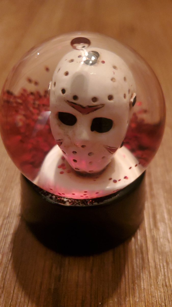 CrystalLakeCop's tweet photo. @OfficerTf13 Crystal Ball is revealing the culprit...soon as I'm done at the diner, I'm gonna drag that hockey wannabe in and smack him around till he's ready to answer a few questions https://t.co/eaAK4uJELK