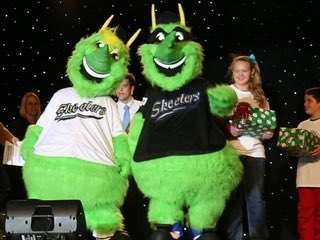 RepPeteOlson's tweet photo. BREAKING NEWS - OUR SUGAR LAND SKEETERS ARE LEAVING THE INDEPENDENT ATLANTIC LEAGUE TO BE THE 3AAA TEAM FOR OUR AMERICAN LEAGUE CHAMPIONS HOUSTON ASTROS!!!!! @SL_Skeeters @HoustonAstros #DeaconJones #Swatson https://t.co/RsKVyIaVvO https://t.co/FsMgr7k2Xf