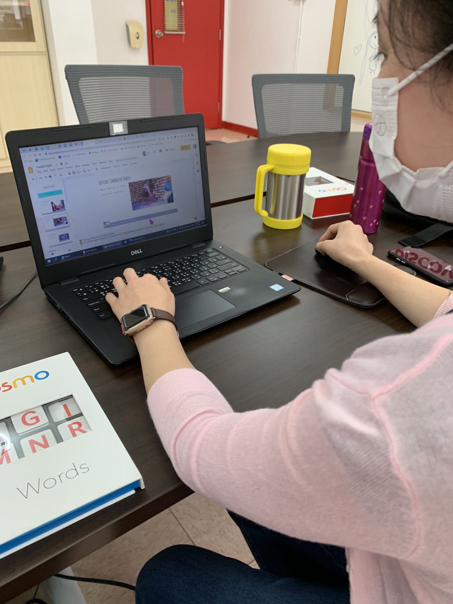 HendrickseEDU's tweet photo. @ms_Kung is passionate about blending #socioemotional learning and #technology in her #esl classroom in order to help students learn new  #vocabulary and character traits while also understanding and communicating  their  #emotions during #COVID19 @mrwaller15 @JWalterEDU https://t.co/6r0ex1mR6r