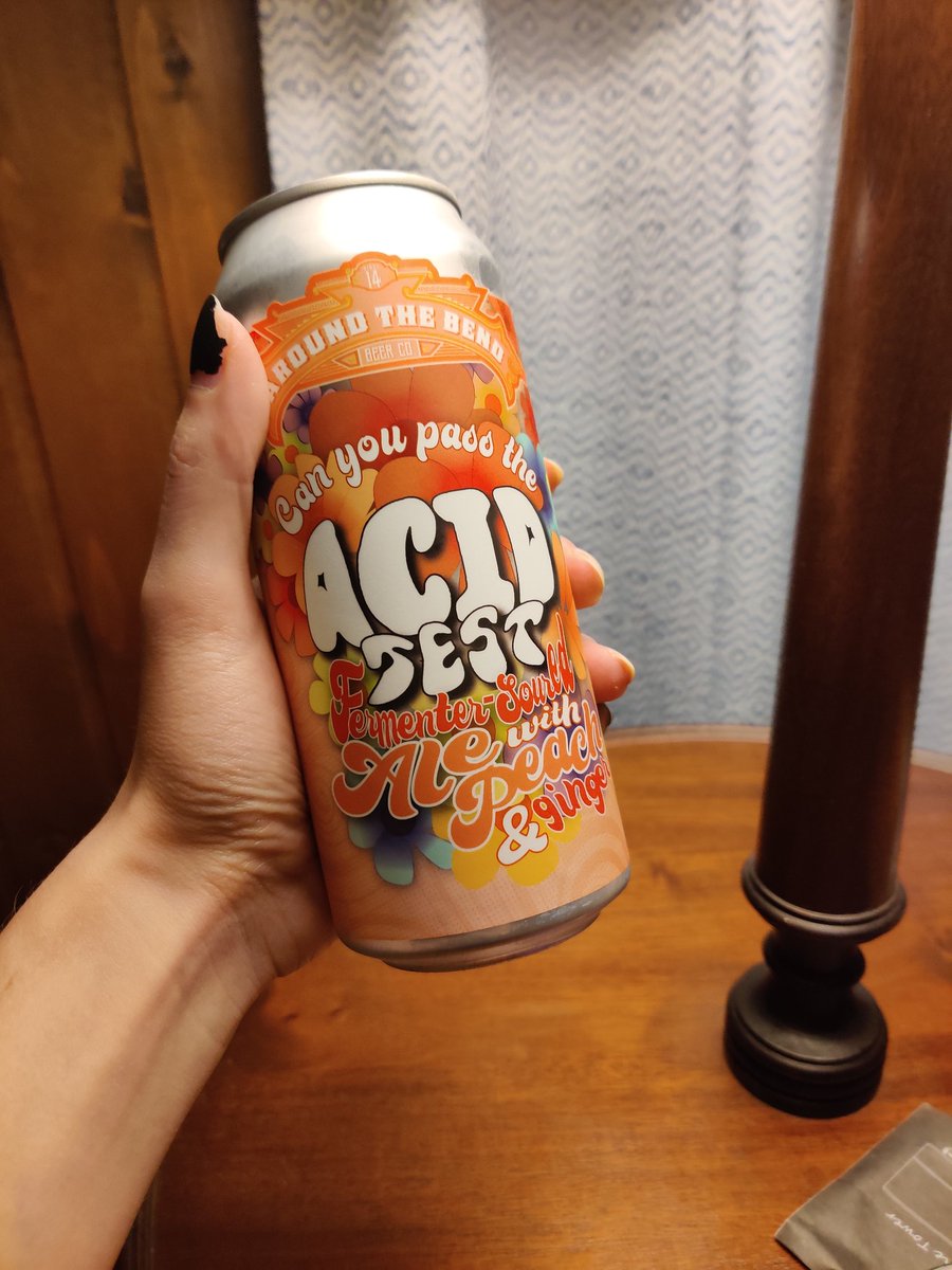 Tonight's brew: Acid Test from Around the Bend Beer Co. Very fruity! I think this is my favorite so far, actually. Peach and ginger flavor. There's no bitter beer-y taste so this is another nice one for my homies who prefer wine coolers. I could chug this one (lol but I won't)